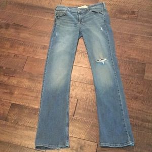 Hollister distressed women’s jeans boot cut